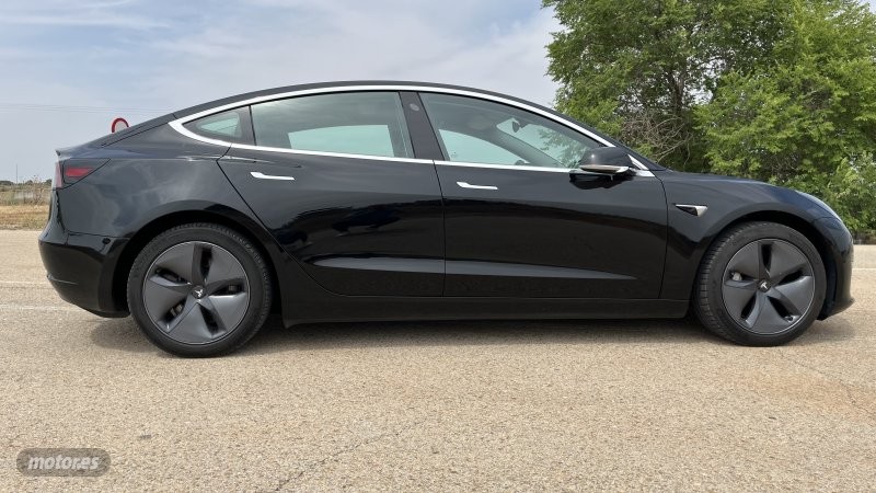 tesla model 3 2019 / 121.097km. foto grande (3)