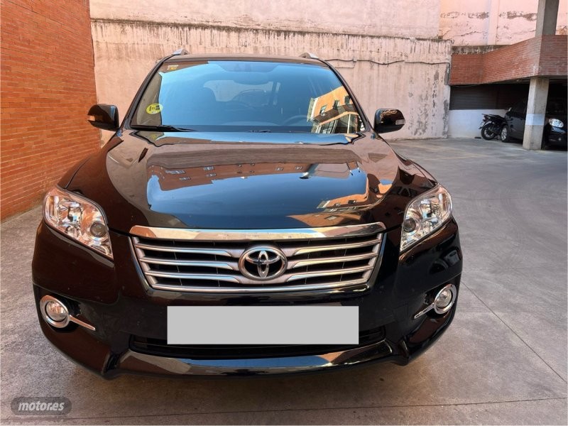 Foto toyota rav 4 2011 / 150.000km.