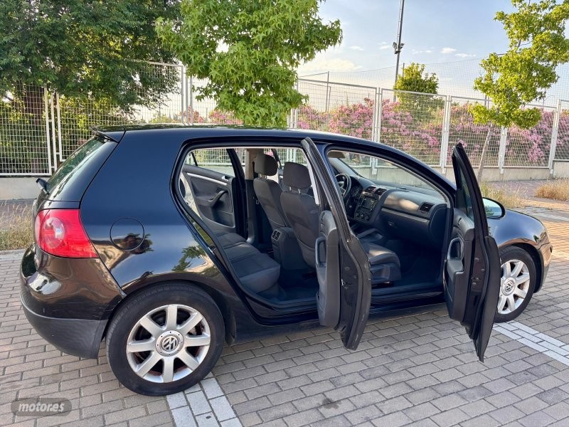 volkswagen golf 2004 / 353.670km. foto grande (2)