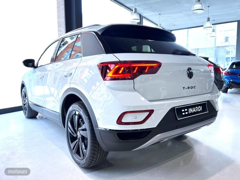 volkswagen t-roc 2025 / 20km. foto grande (3)