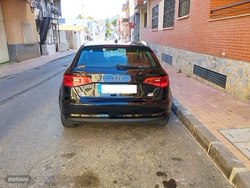audi a3 2015 / 203.000km. foto grande (2)