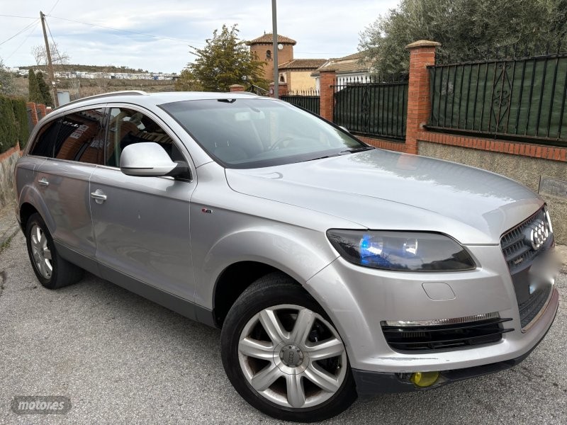 Foto audi q7 2006 / 238.000km.