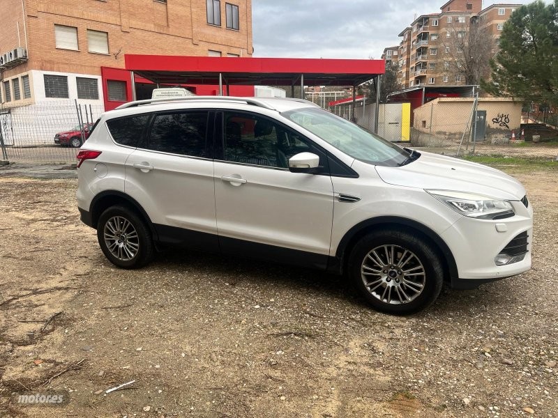 ford kuga 2014 / 115.000km. foto grande (3)
