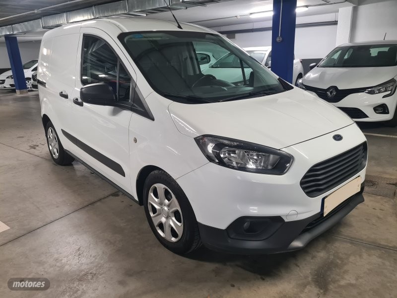 Foto ford transit courier 2019 / 99.500km.