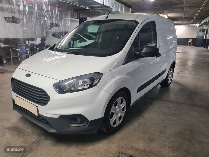 ford transit courier 2019 / 99.500km. foto grande (2)