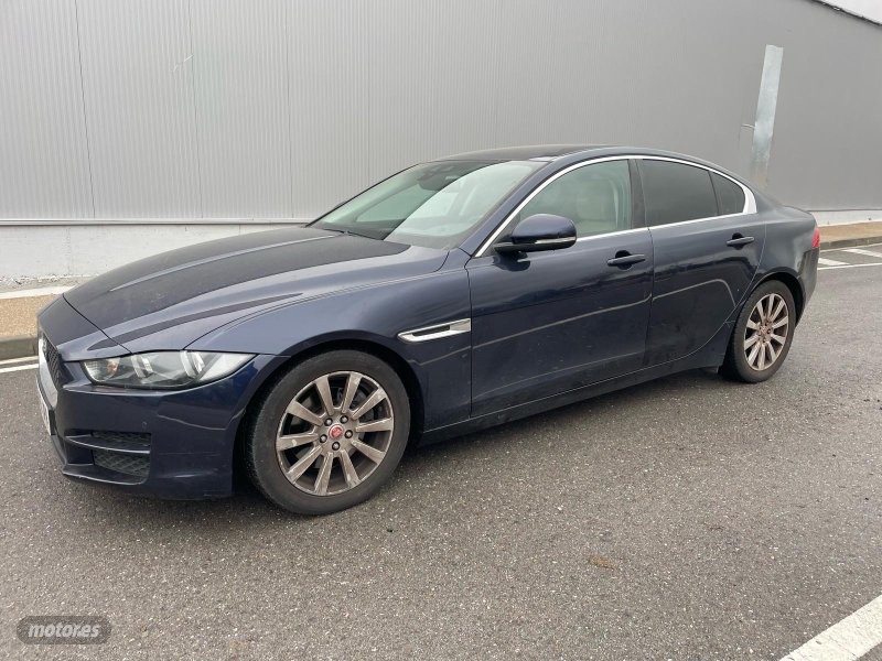 jaguar xe 2016 / 151.000km. foto grande (2)