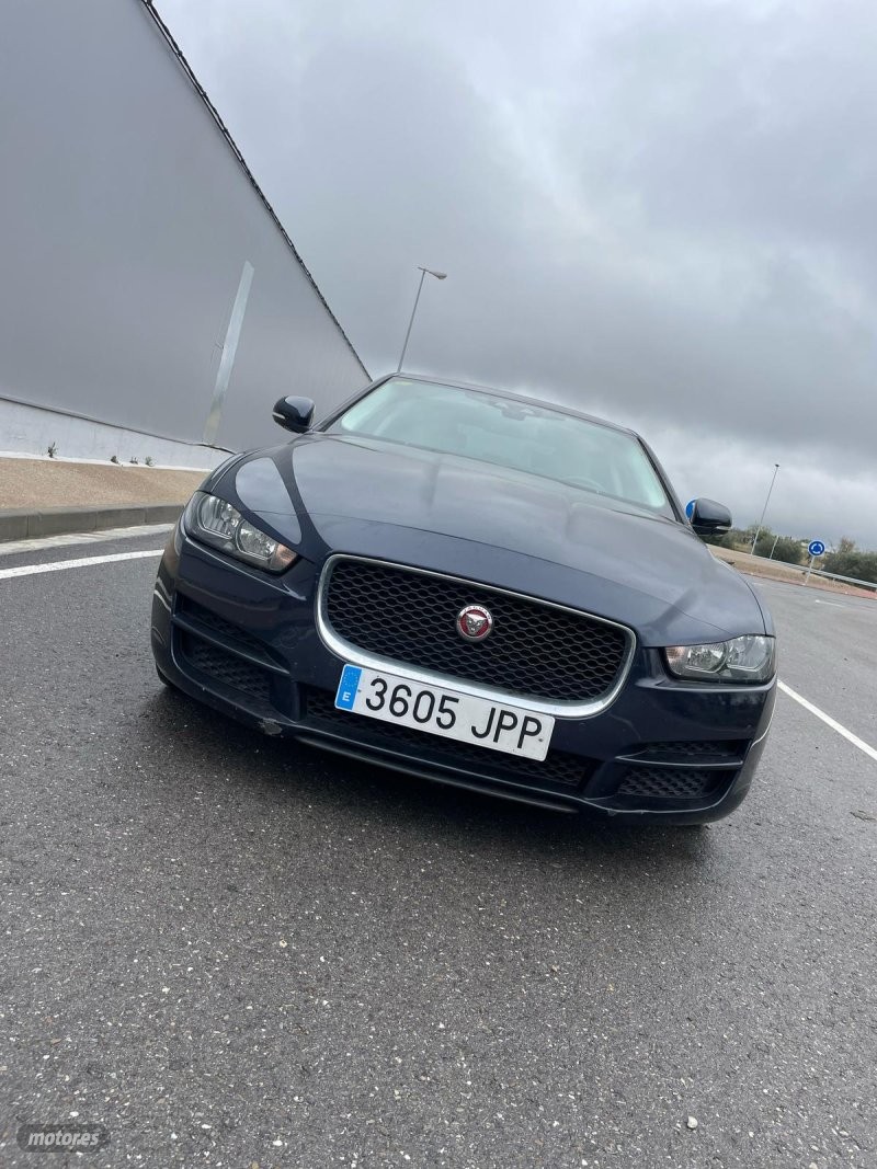 jaguar xe 2016 / 151.000km. foto grande (3)