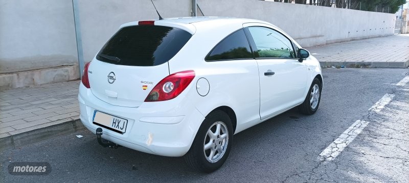 opel corsa 2014 / 266.000km. foto grande (2)