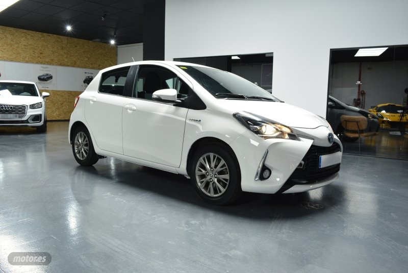 toyota yaris 2020 / 92.000km. foto grande (2)