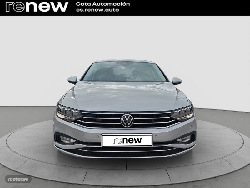 Foto volkswagen passat 2021 / 113.200km.