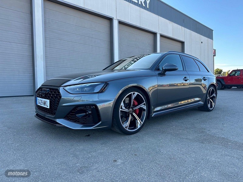 audi rs4 2022 / 59.000km. foto grande (3)