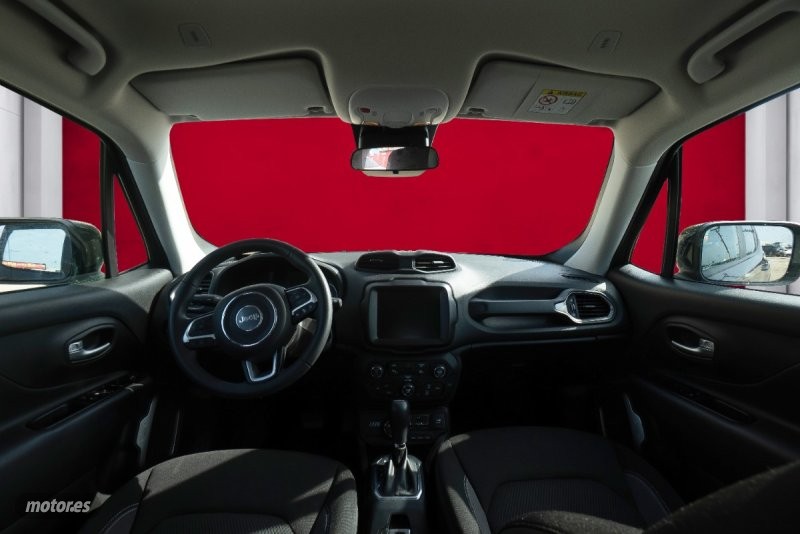 jeep renegade 2023 / 43.793km. foto grande (3)