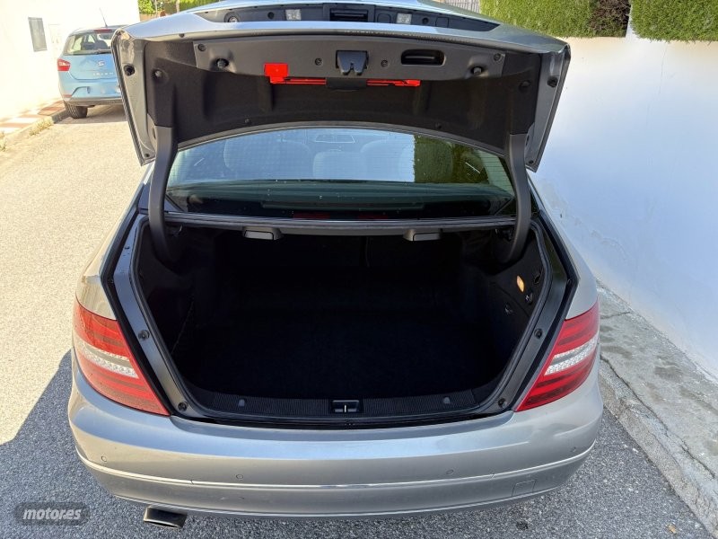 Mercedes Clase C - foto 11