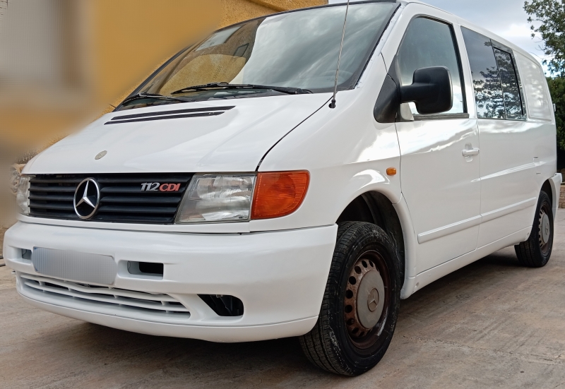 Foto mercedes vito 2000 / 175.000km.