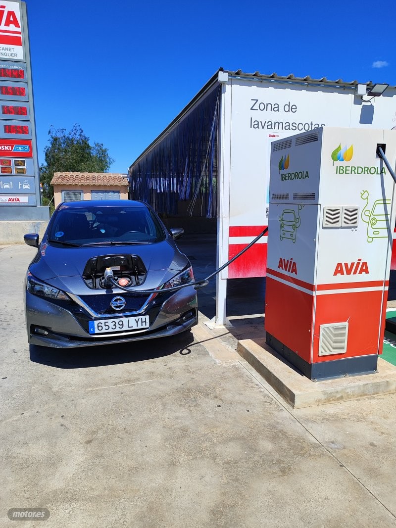 nissan leaf 2022 / 23.000km. foto grande (3)