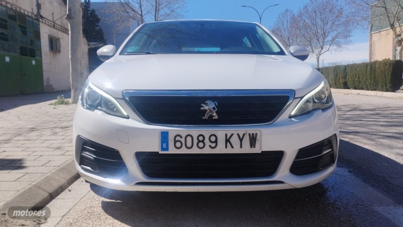 peugeot 308 2019 / 137.000km. foto grande (3)