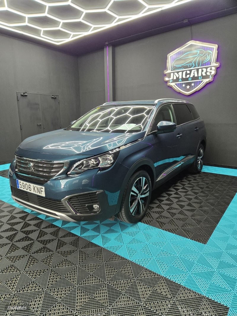 peugeot 5008 2018 / 113.018km. foto grande (3)