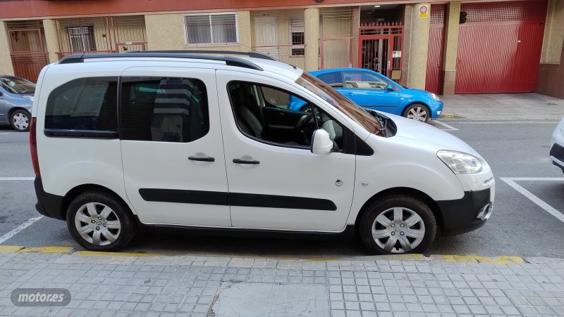 Foto peugeot partner 2014 / 206.000km.