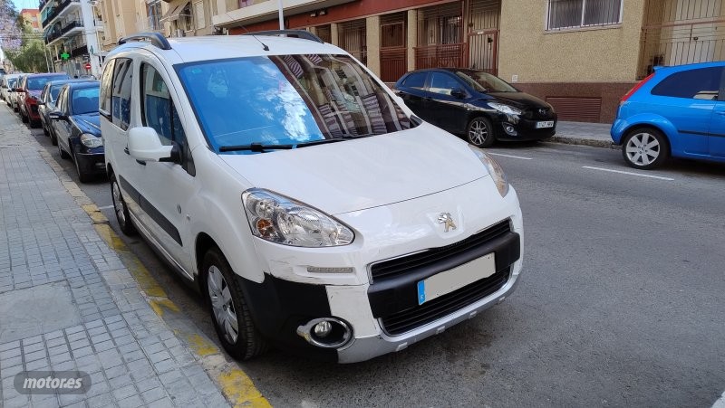 peugeot partner 2014 / 206.000km. foto grande (2)