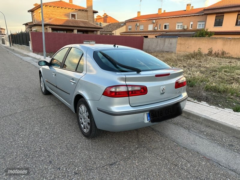 renault laguna 2003 / 205.000km. foto grande (3)