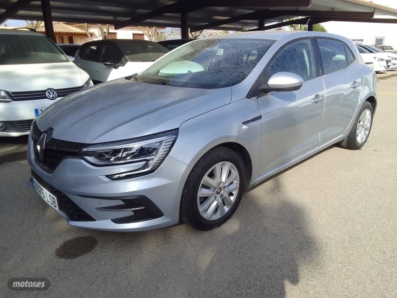 Foto renault megane 2021 / 179.000km.