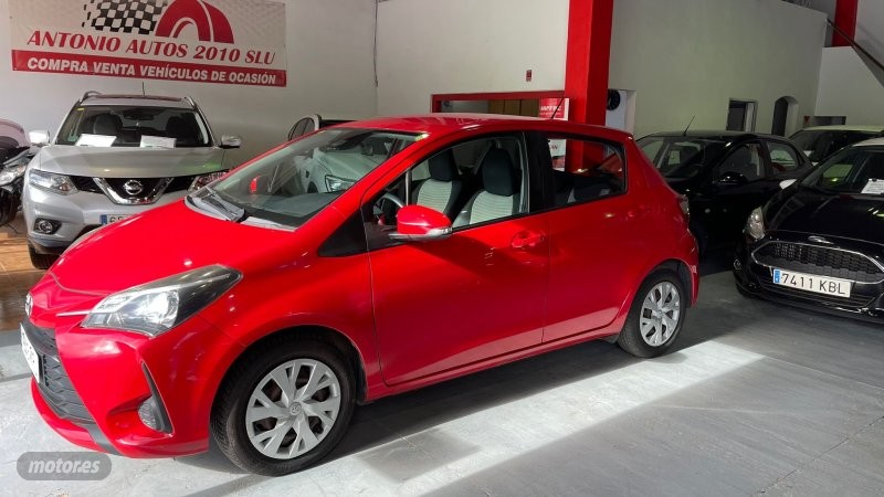 Foto toyota yaris 2018 / 157.200km.