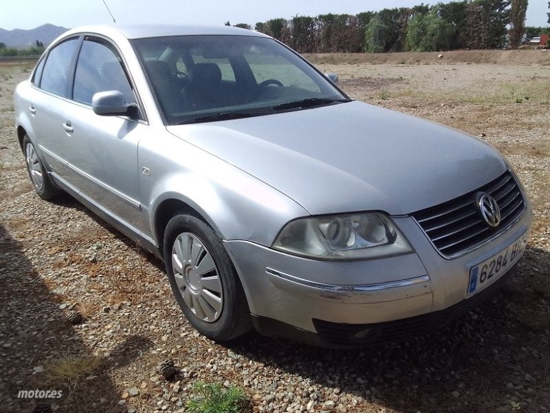Foto volkswagen passat 2001 / 386.000km.