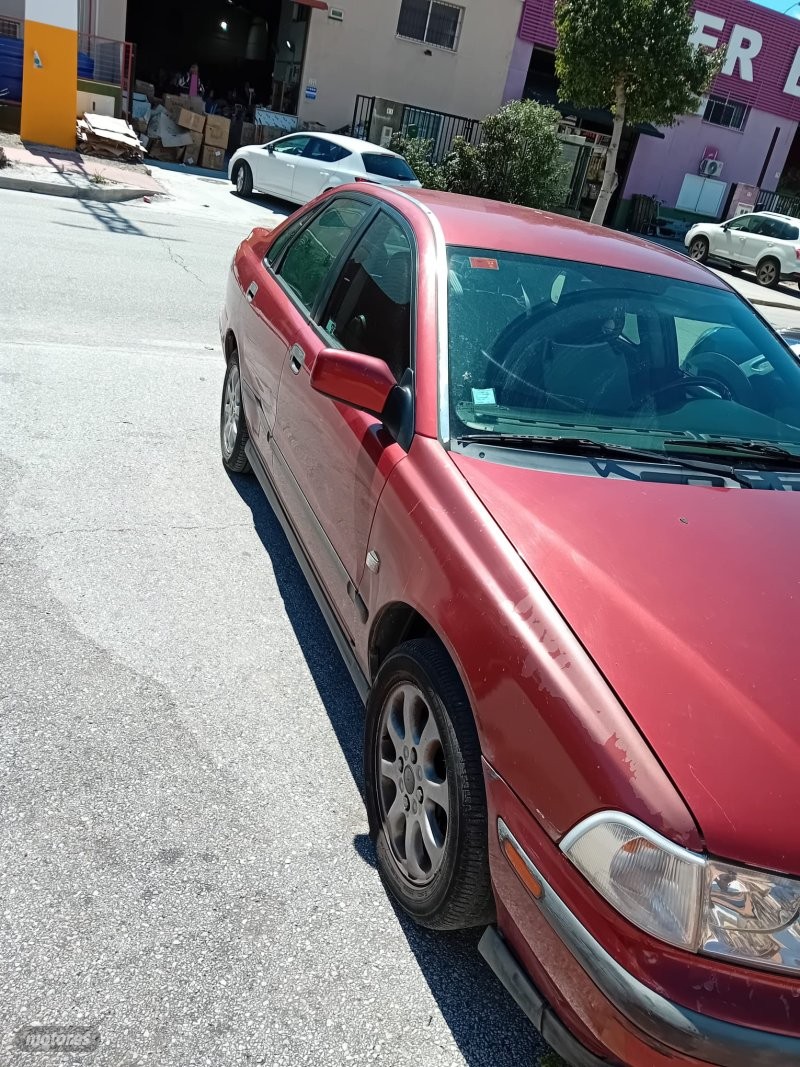 volvo s 40 2000 / 315.000km. foto grande (2)