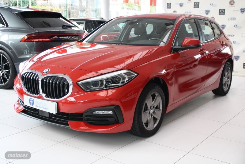 BMW Serie 1 118D AUT. 5P de 2023 con 49.771 Km por 28.300 EUR. en Pontevedra