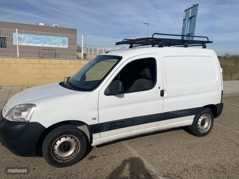 Citroen Berlingo M Plus Diesel 100 Manual de 2011 con 185.000 Km por 3.900 EUR. en Zamora