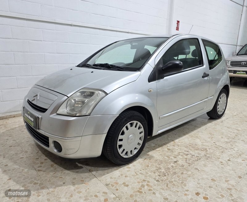 Citroen C2 1.1 FURIO de 2005 con 170.000 Km por 2.200 EUR. en Sevilla