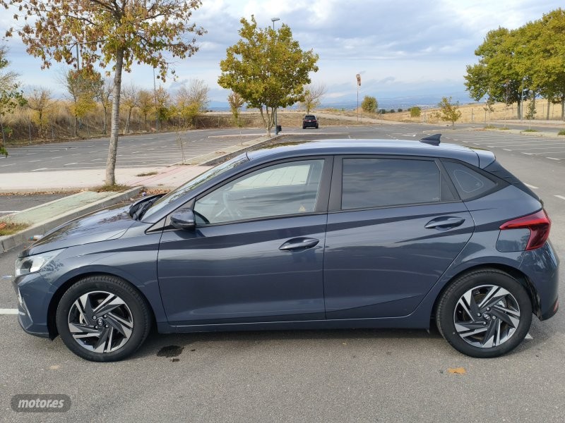 Hyundai i20 - foto 2