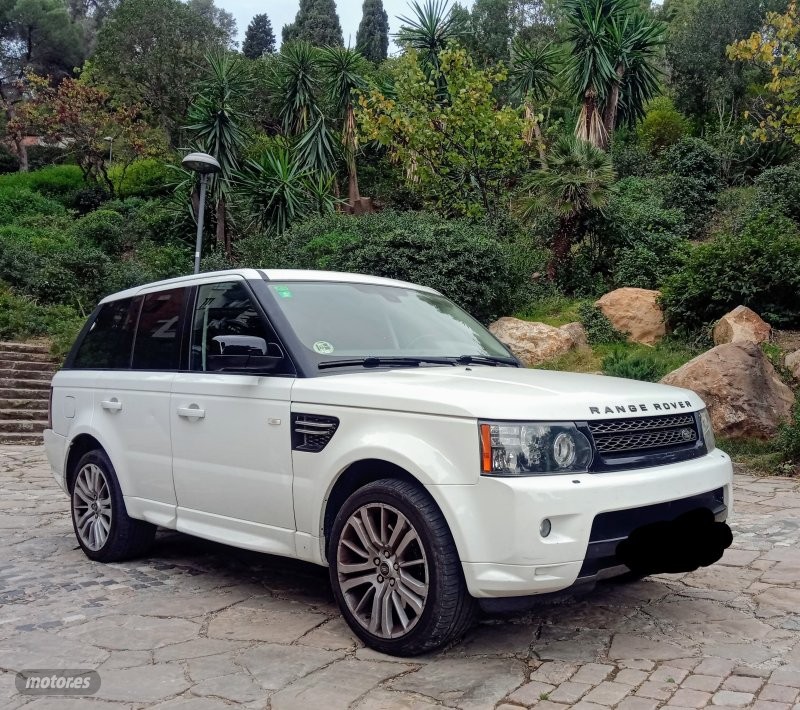 Land Rover Range Rover SPORT 3.0D SDV6 255 CV HSE de 2013 con 250.000 Km por 15.900 EUR. en Barcelona