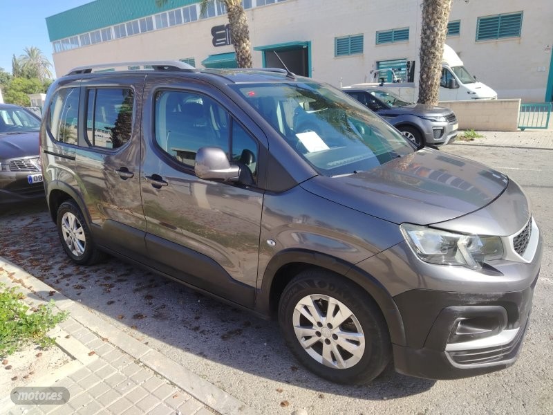 Peugeot Rifter ACTIVE 1.5 hdi 130 cv de 2019 con 170.000 Km por 16.000 EUR. en Alicante
