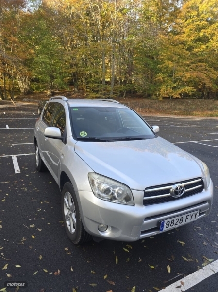 Toyota RAV 4 D4D 2.2 Sol de 2008 con 249.900 Km por 8.150 EUR. en Barcelona