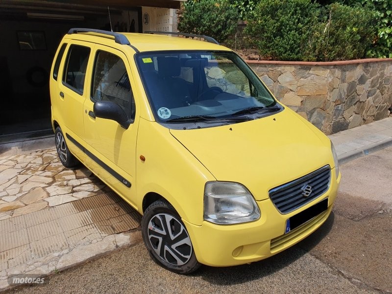 Suzuki Wagon R+ WAGON R de 2002 con 75.000 Km por 2.990 EUR. en Girona