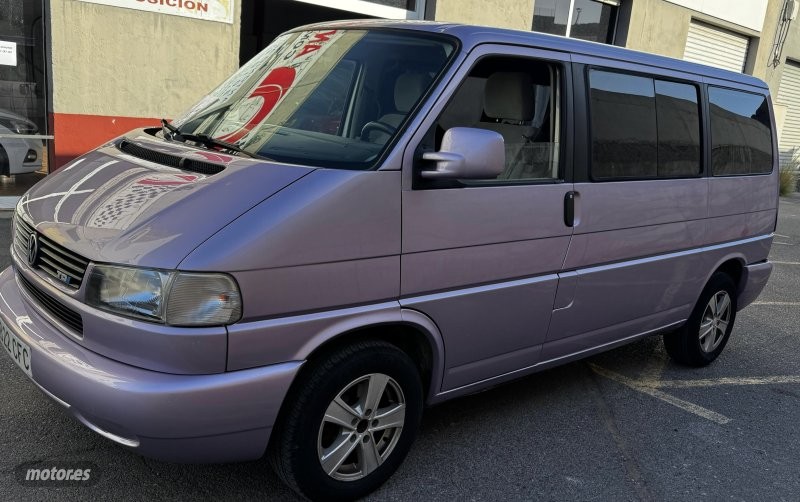 Volkswagen Caravelle CARAVELLE CAMPERIZADA PARA 2 PERSONAS de 2003 con 330.000 Km por 12.000 EUR. en...