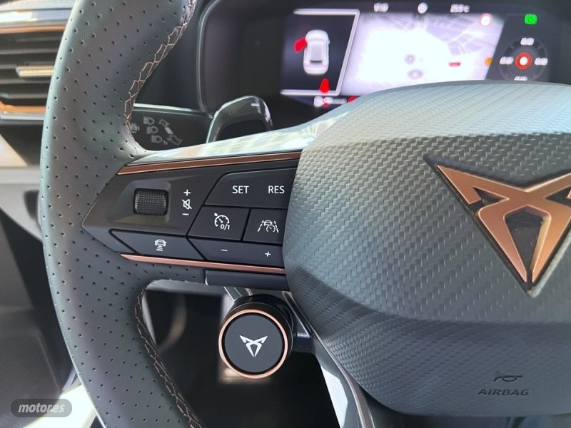 Cupra León - foto 38