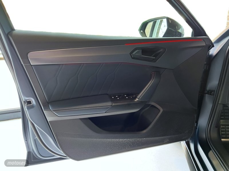 Cupra León - foto 44