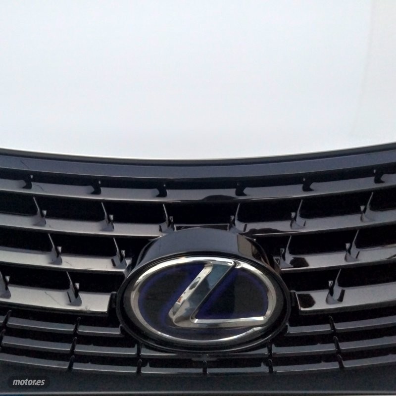 Lexus NX 300h de 2021 con 35.000 Km por 35.400 EUR. en Murcia