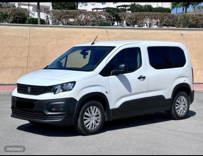 peugeot rifter 2021 / 120.000km.