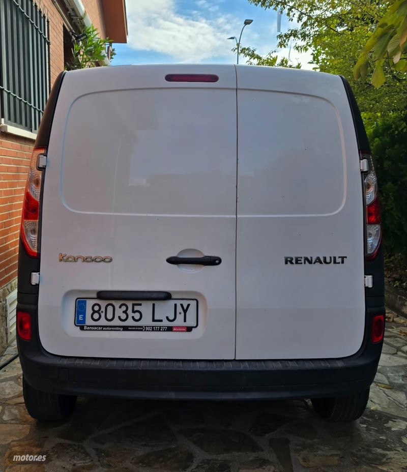 Renault Kangoo Furgon Furgon Profesional Blue dCi 59 kW de 2020 con 52.967 Km por 11.900 EUR. en Madrid