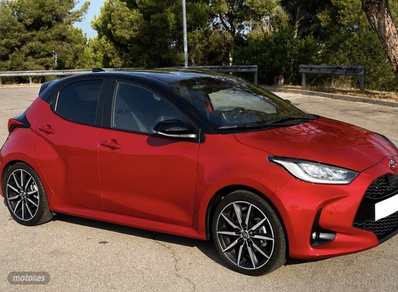 Toyota Yaris 130h GR SPORT PLUS - Foto 1