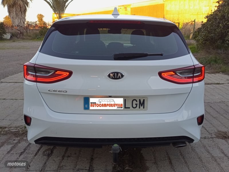 Kia Ceed - foto 11