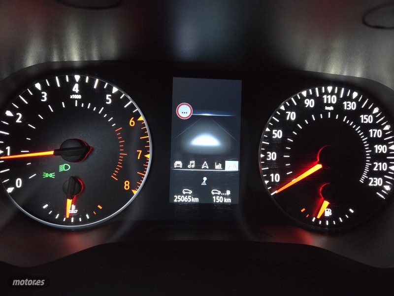 Renault Captur - foto 18