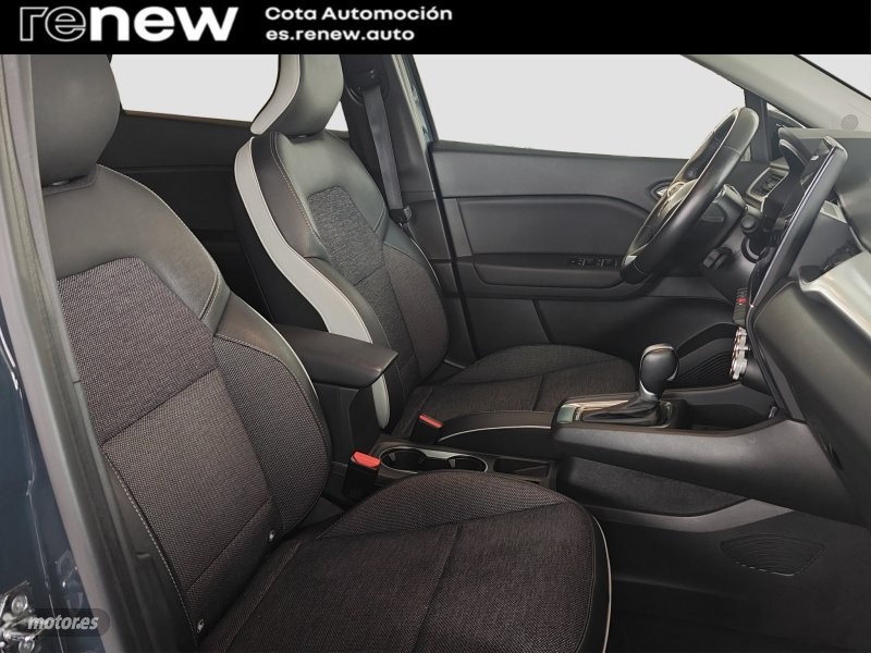 Renault Captur - foto 18