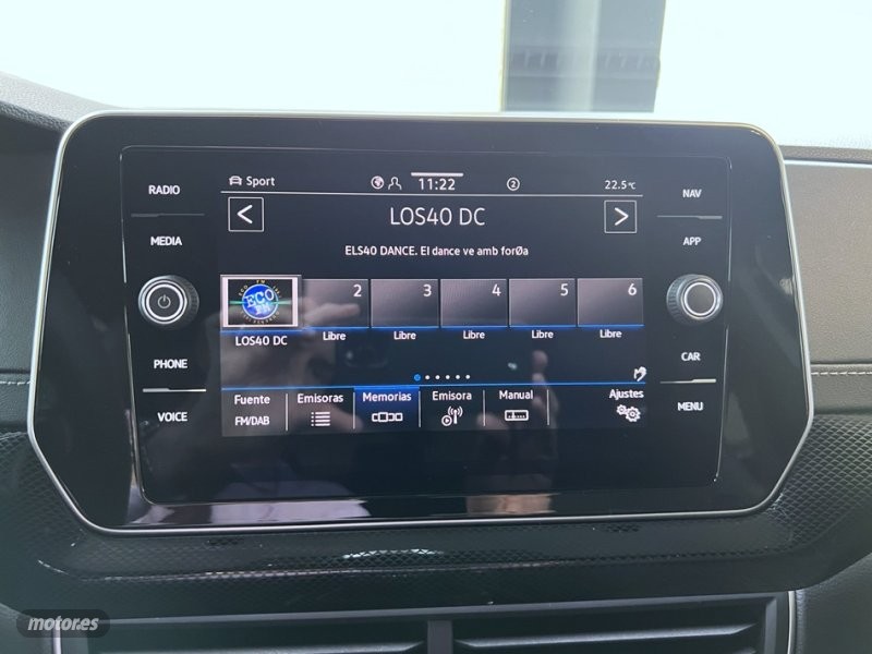 Volkswagen T-Cross - foto 22