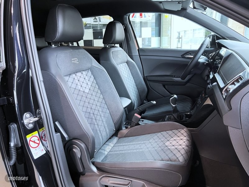 Volkswagen T-Cross - foto 39