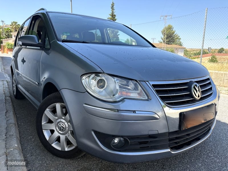 Volkswagen Touran 2.0 TDI Highline 2009