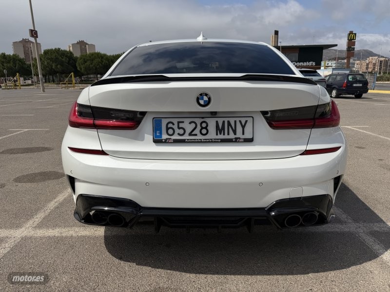 BMW Serie 3 330 e - Foto 1